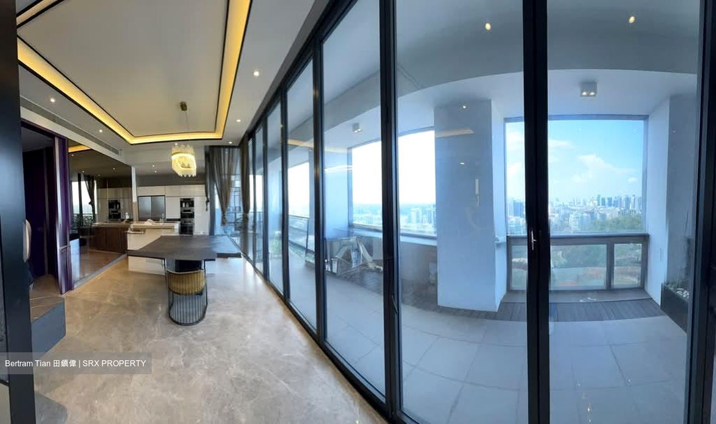Nouvel 18 (D10), Condominium #588590131